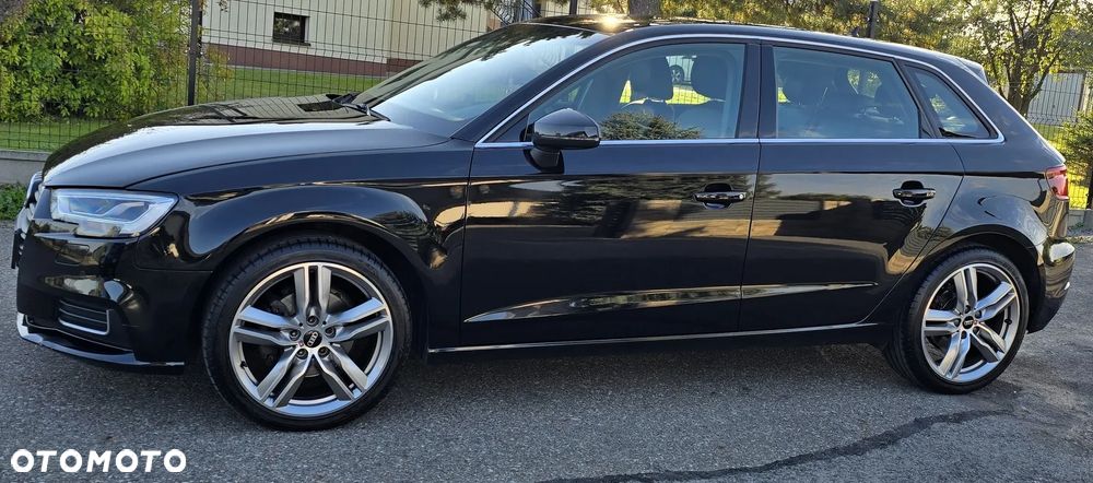 Audi A3 Sportback - 2