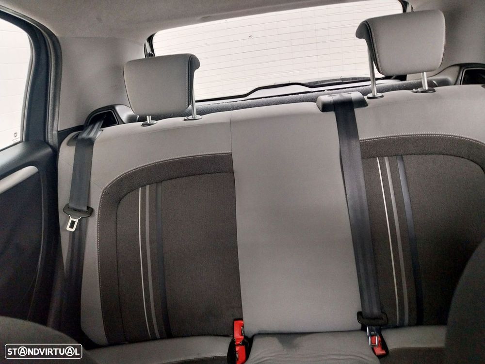 Fiat Punto 1.3 M-Jet Lounge S&S - 5