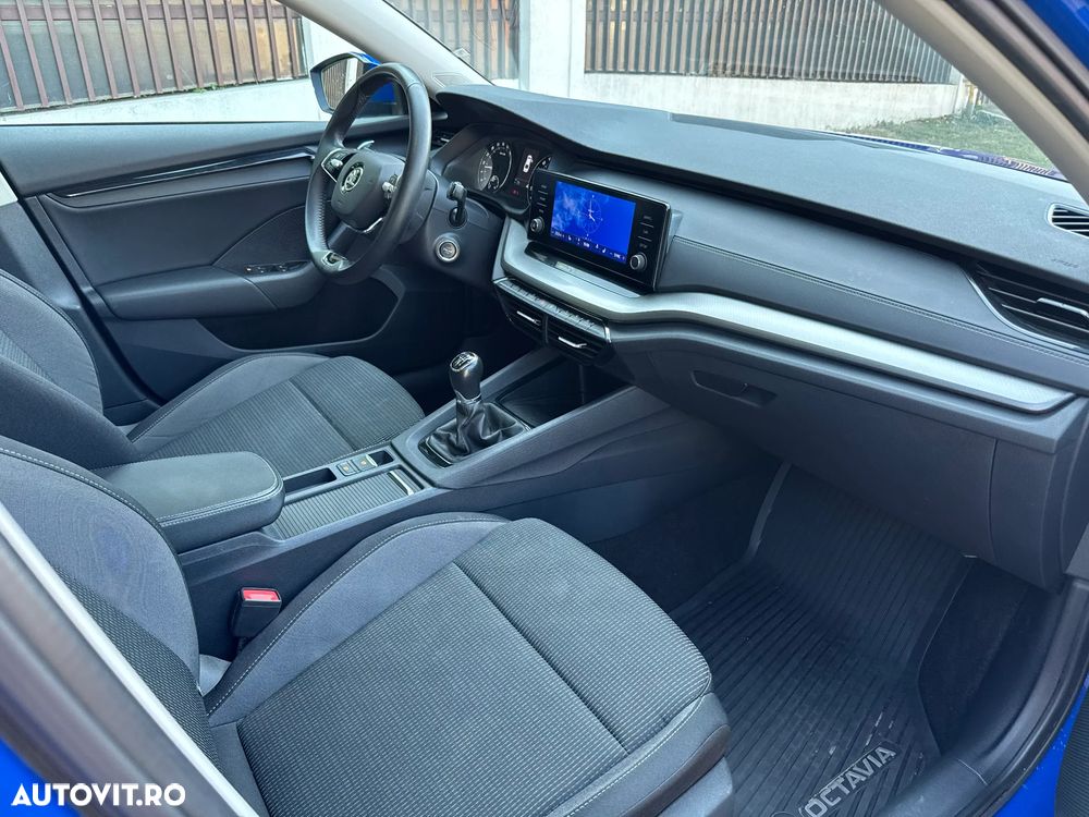 Skoda Octavia 2.0 TDI Ambition - 14