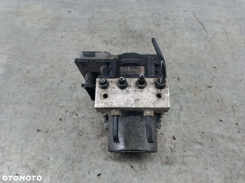 POMPA ABS OPEL CORSA D 13236013 0265235163  0265950402   BOSCH 1.4 16V - 7