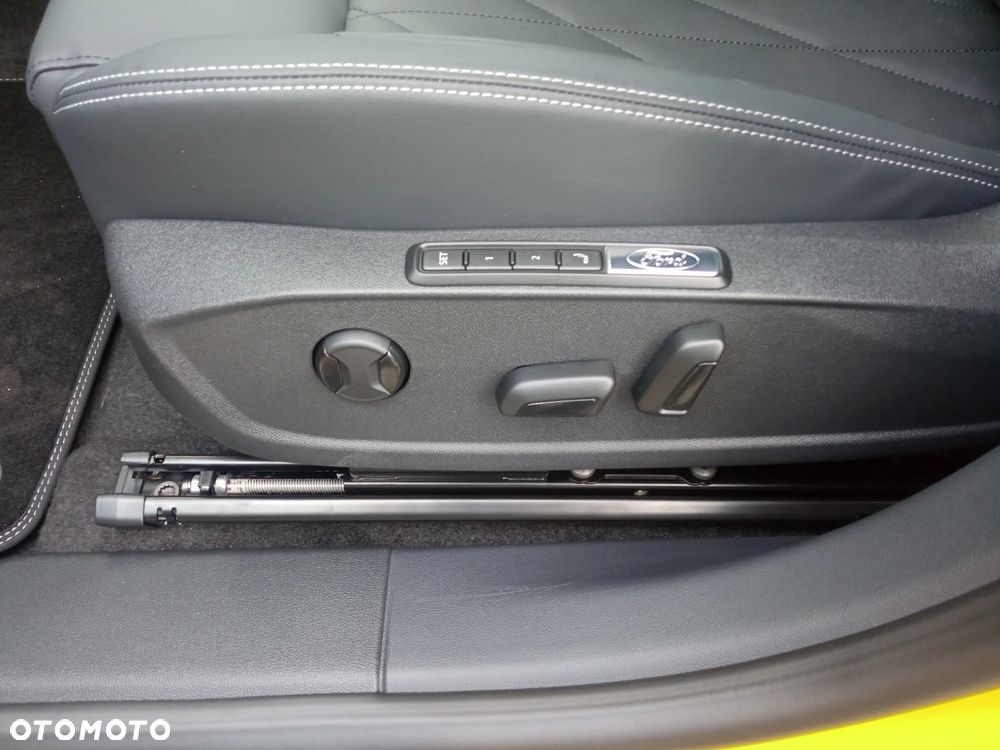 Ford Capri 77 kWh Premium RWD - 12