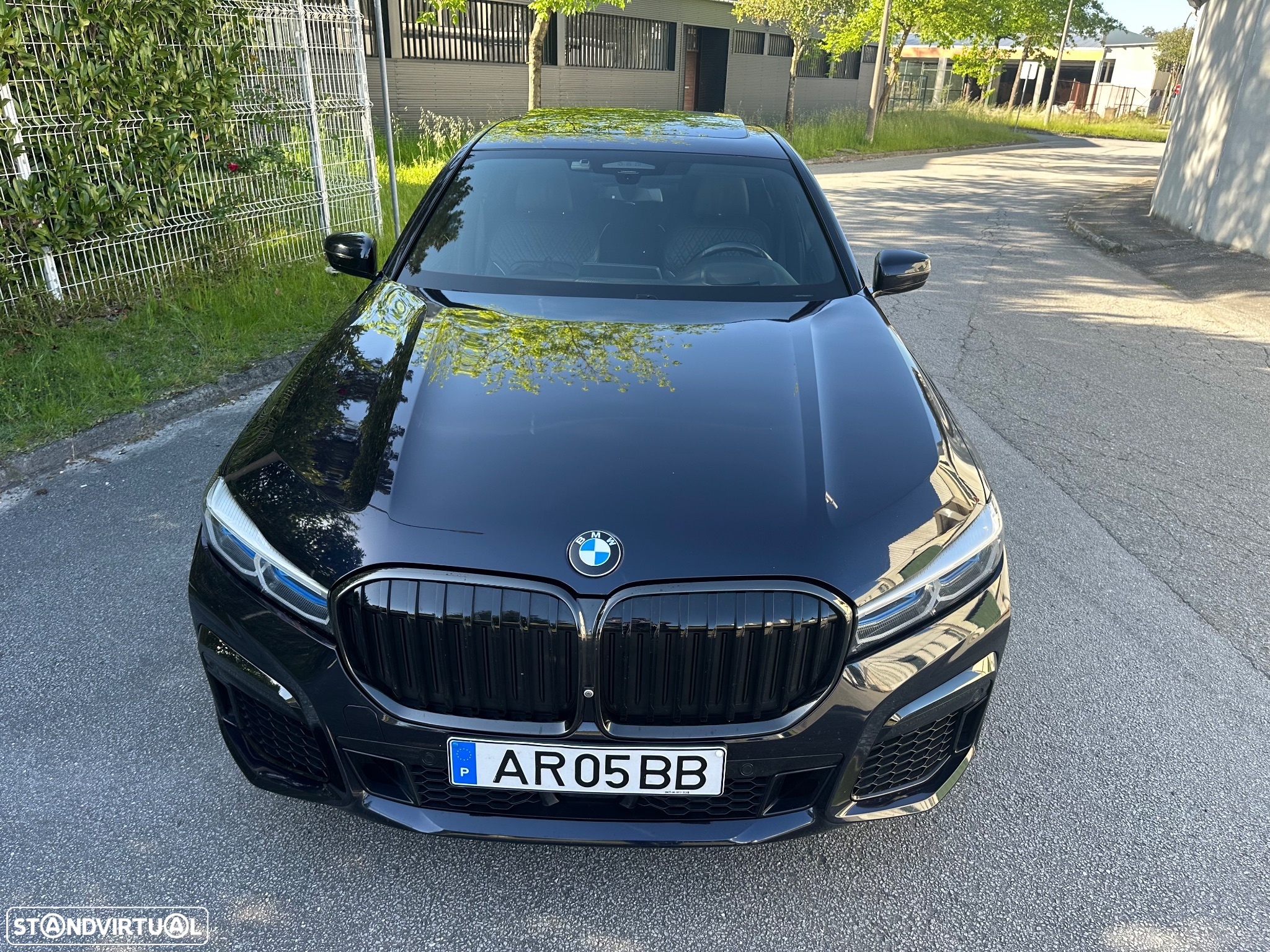BMW 745 e iPerformance Pack M Auto - 3