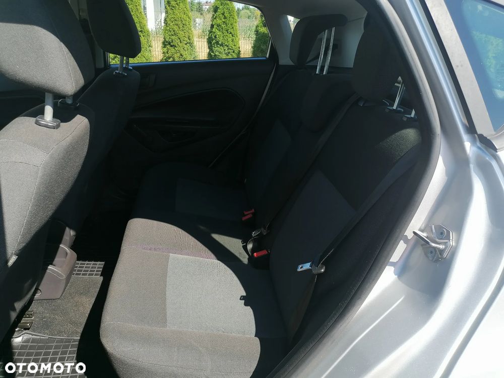 Ford Fiesta 1.25 Silver X (Ambiente) EU6 - 10