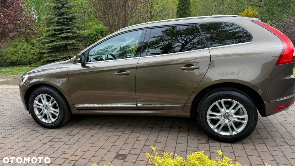 Volvo XC 60 D4 AWD Summum - 9