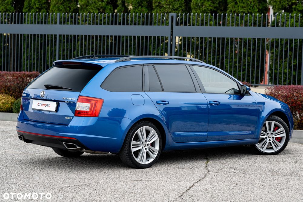 Skoda Octavia 2.0 TSI RS - 16