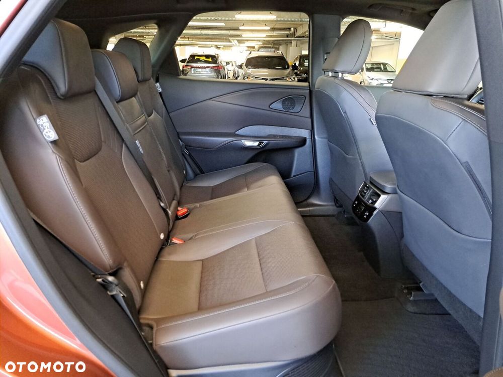 Lexus RX - 15