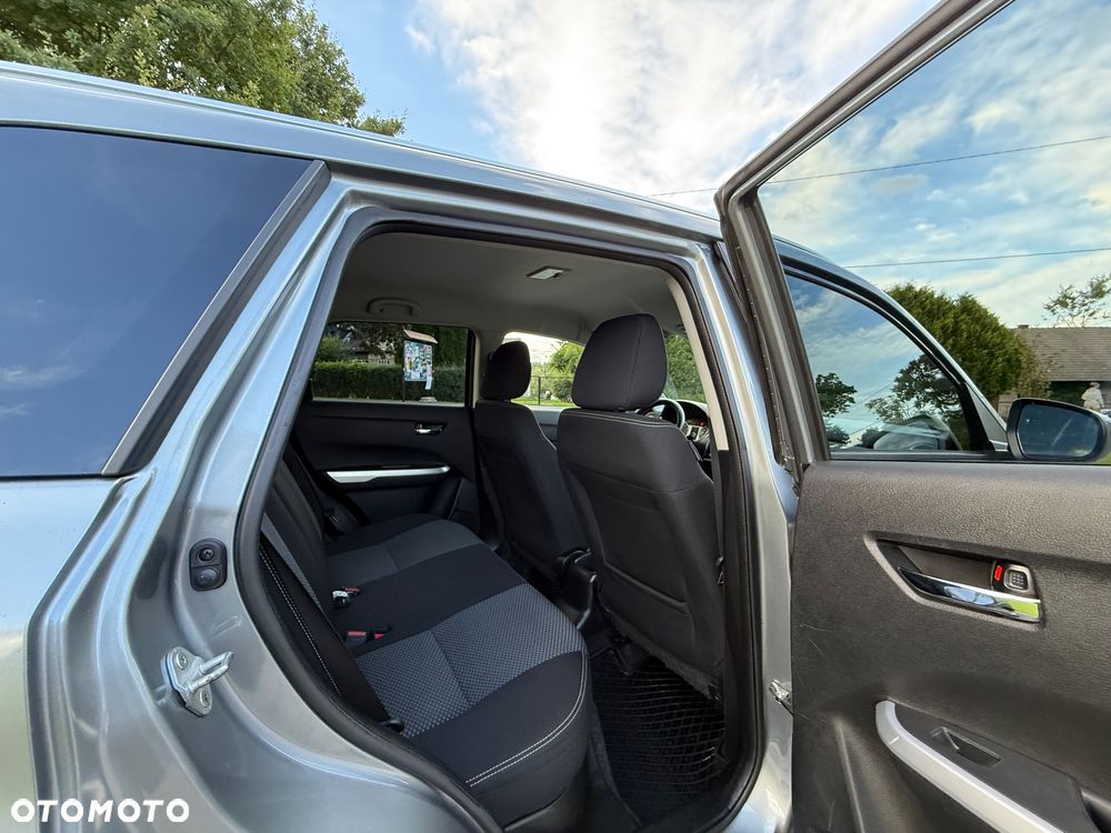Suzuki Vitara 1.6 Premium 4WD - 26