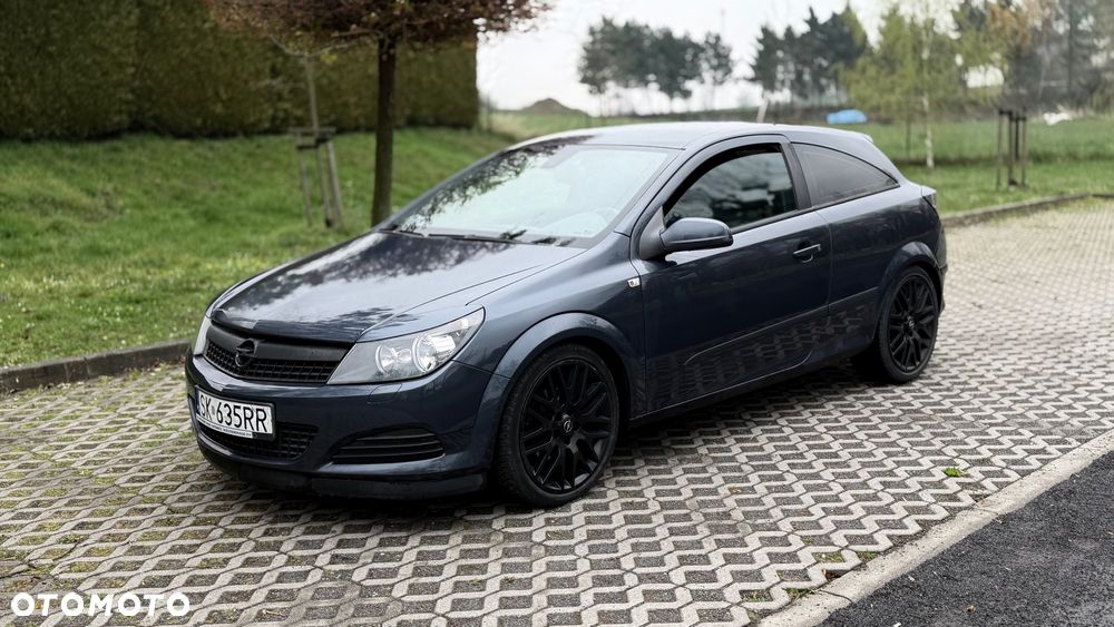 Opel Astra 1.6 NAVI - 1