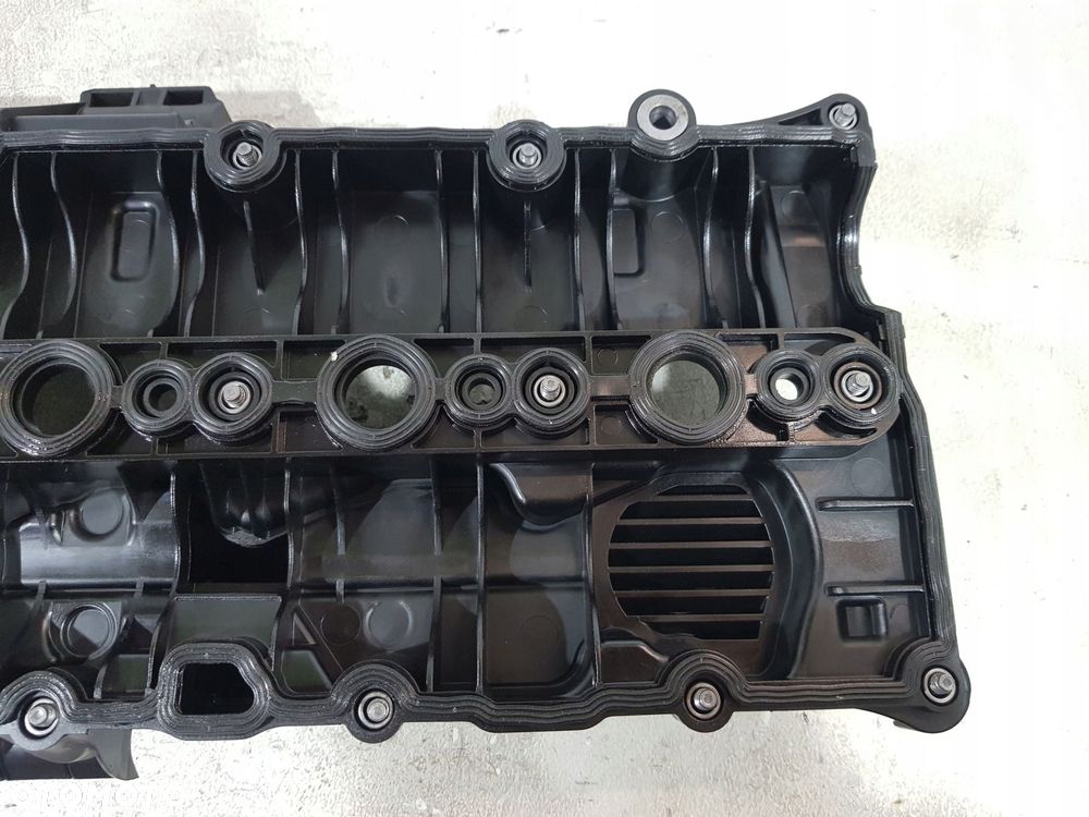 pokrywa zaworów 32213460 volvo s60 v60 s80 2.0d d4204t5 - 9