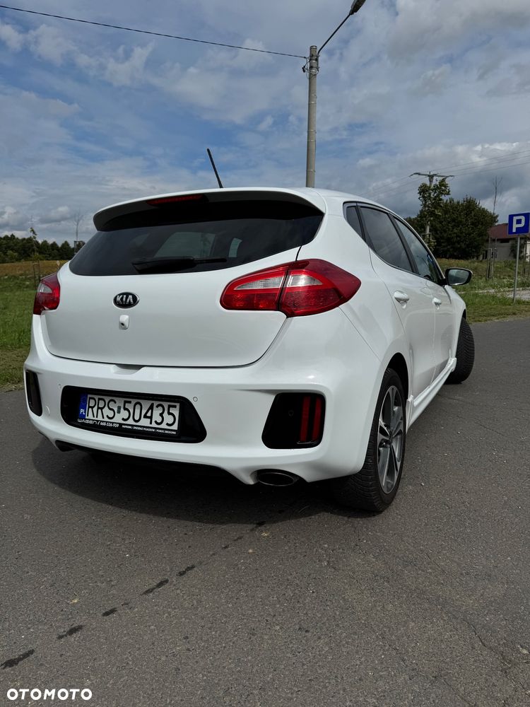 Kia Ceed 2015 photo 4