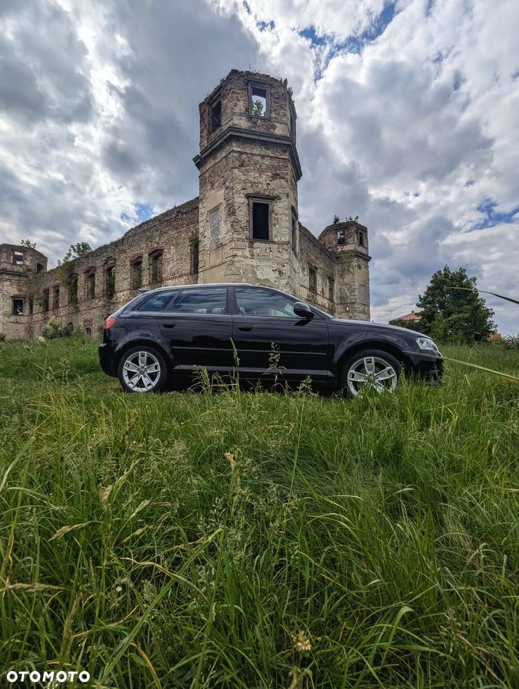 Audi A3 Sportback - 16