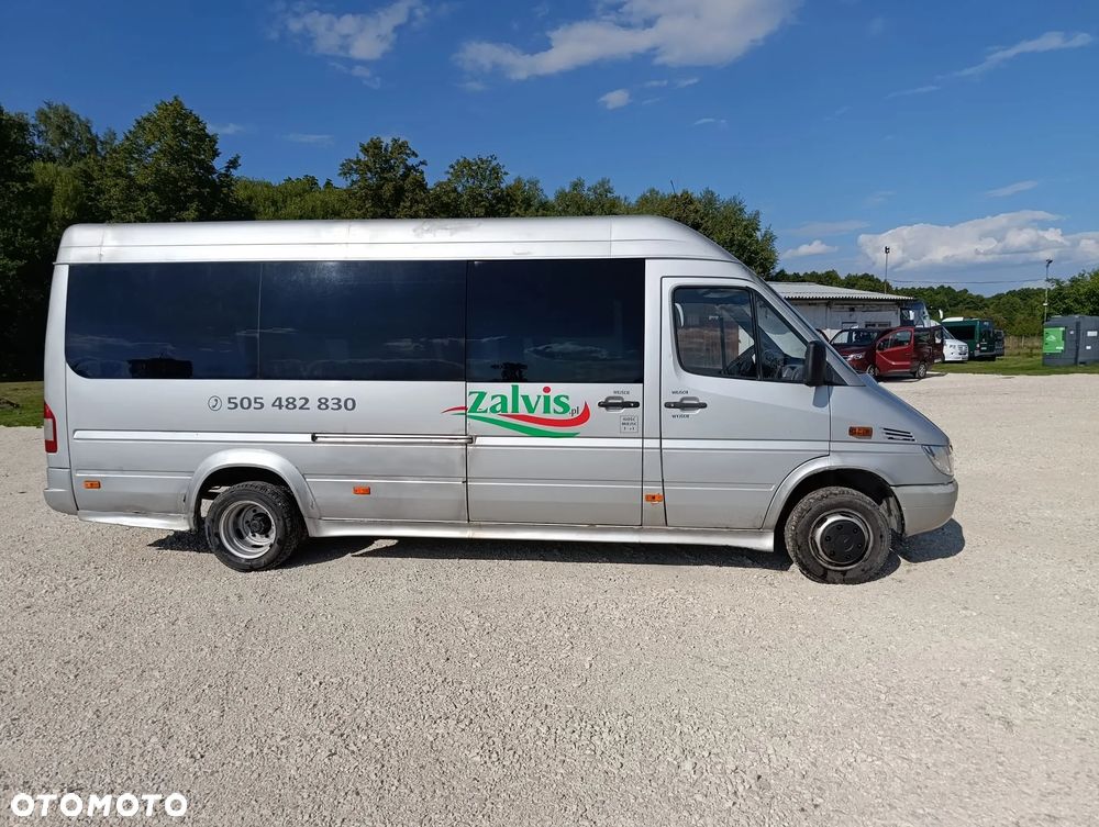 Mercedes-Benz Sprinter - 2