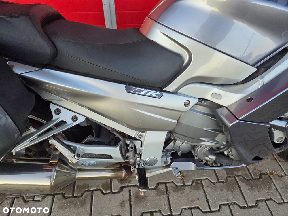 Yamaha FJR - 12