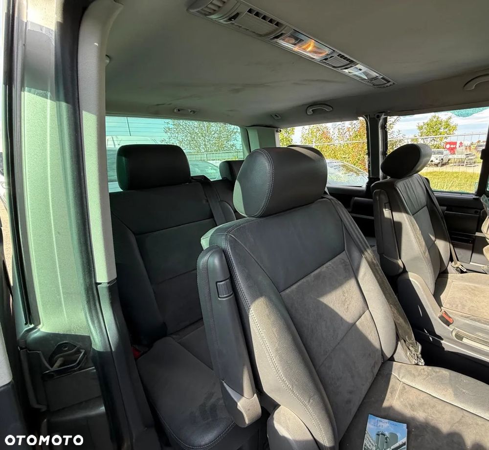 Volkswagen Multivan - 6