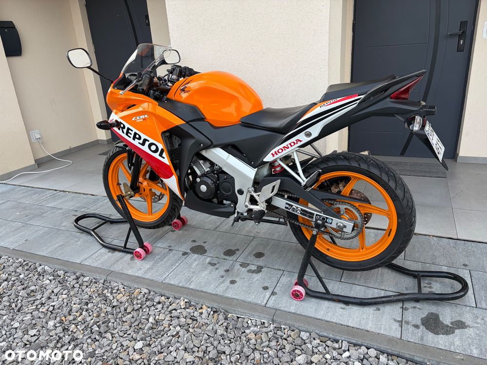 Honda CBR - 6
