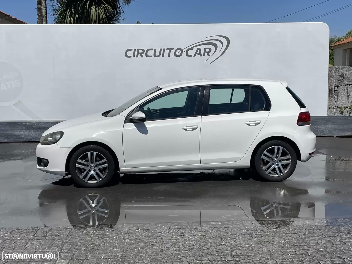 VW Golf 2.0 TDi Confortline - 2