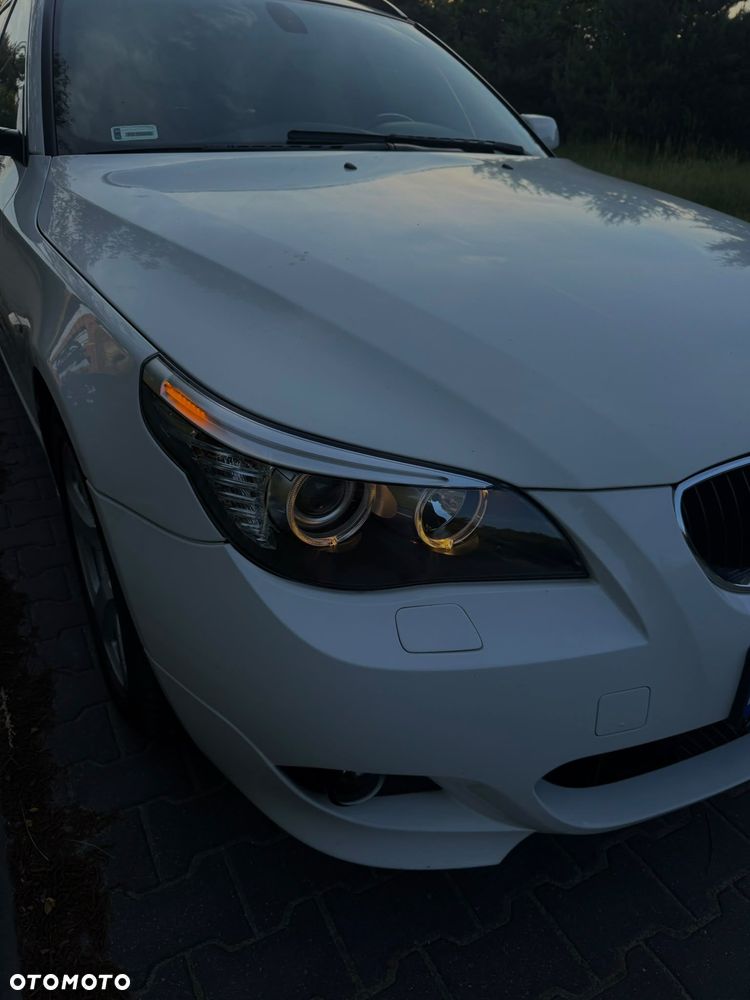 BMW Seria 5 525d - 5