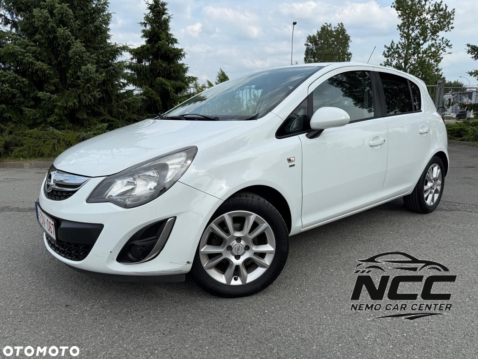 Opel Corsa 1.4 16V Active - 1