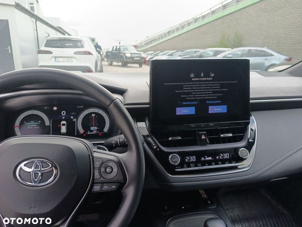 Toyota Corolla - 10