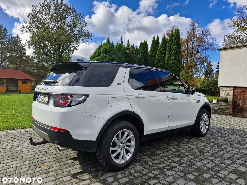 Land Rover Discovery Sport - 11