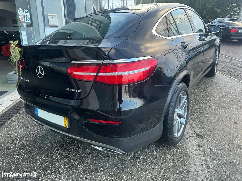 Mercedes-Benz GLC 250 d Coupé AMG Line 4-Matic - 2