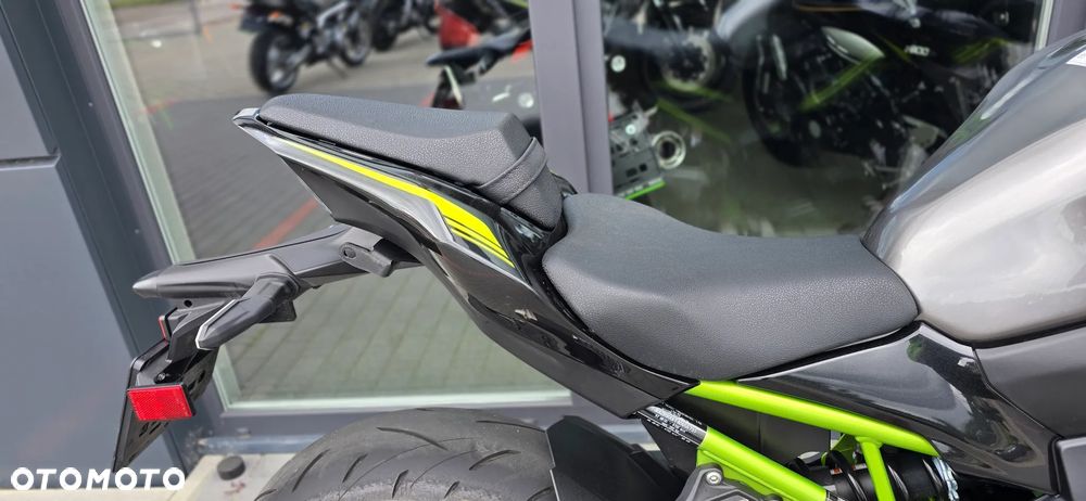 Kawasaki Z 900 - 18