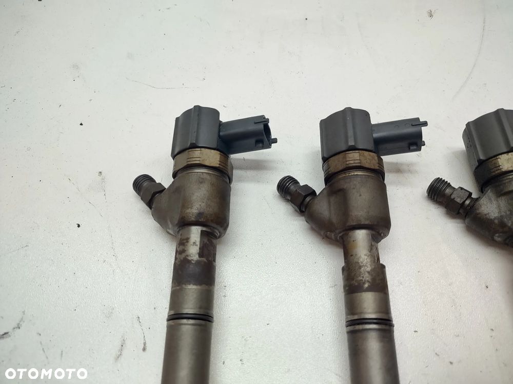 WTRYSK WTRYSKIWACZ PALIWA 33800-2A800 HYUNDAI I40 I3X5 SPORTAGE III OPTIMA 1.7CRDI D4FD EURO 5 ORYGINAŁ - 2