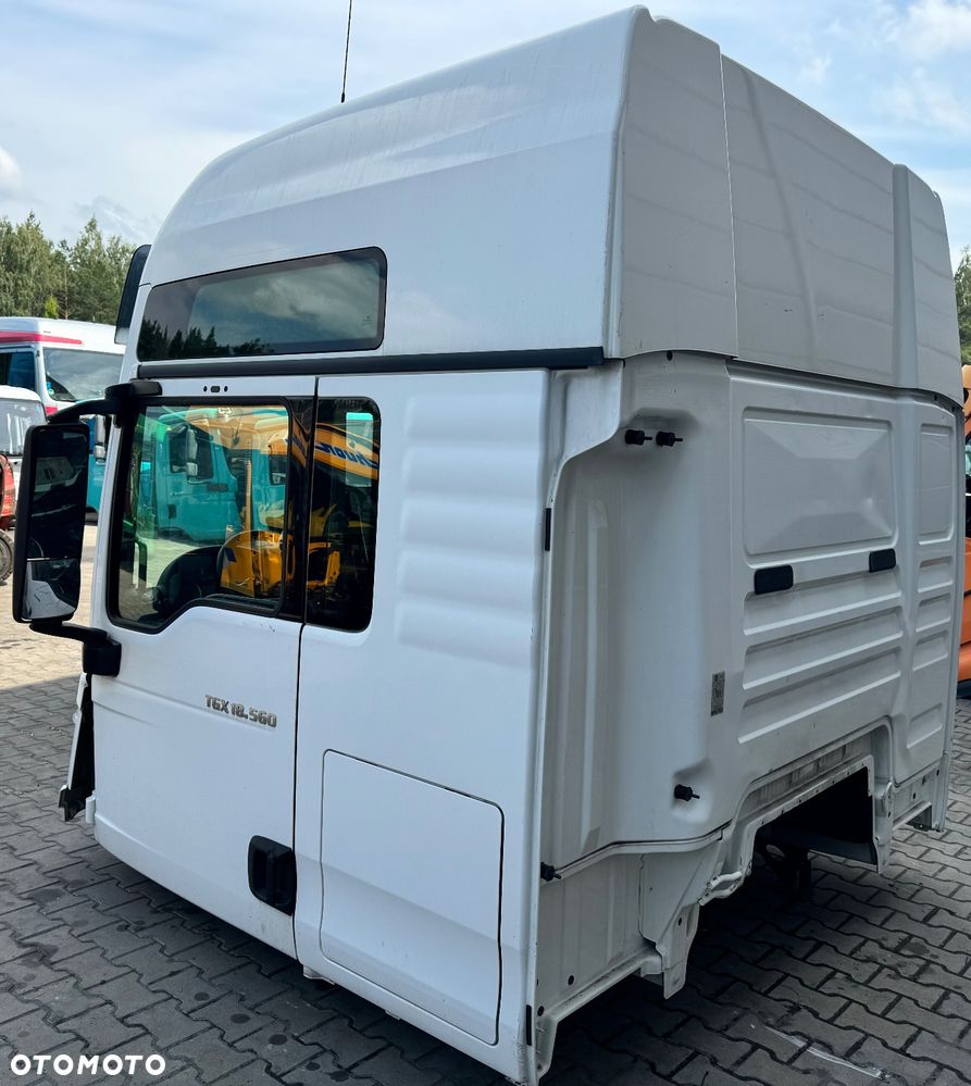 Kompletna kabina sypialna Man Tgx 18.560 - 4