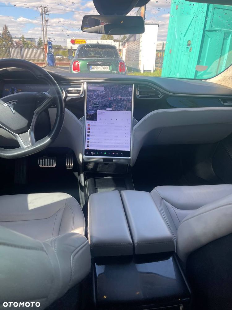 Tesla Model S 70D Allradantrieb - 4