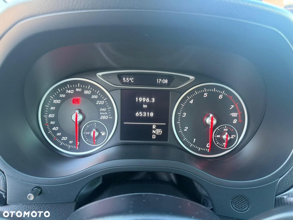 Mercedes-Benz Klasa B 160 7G-DCT Edition - 16