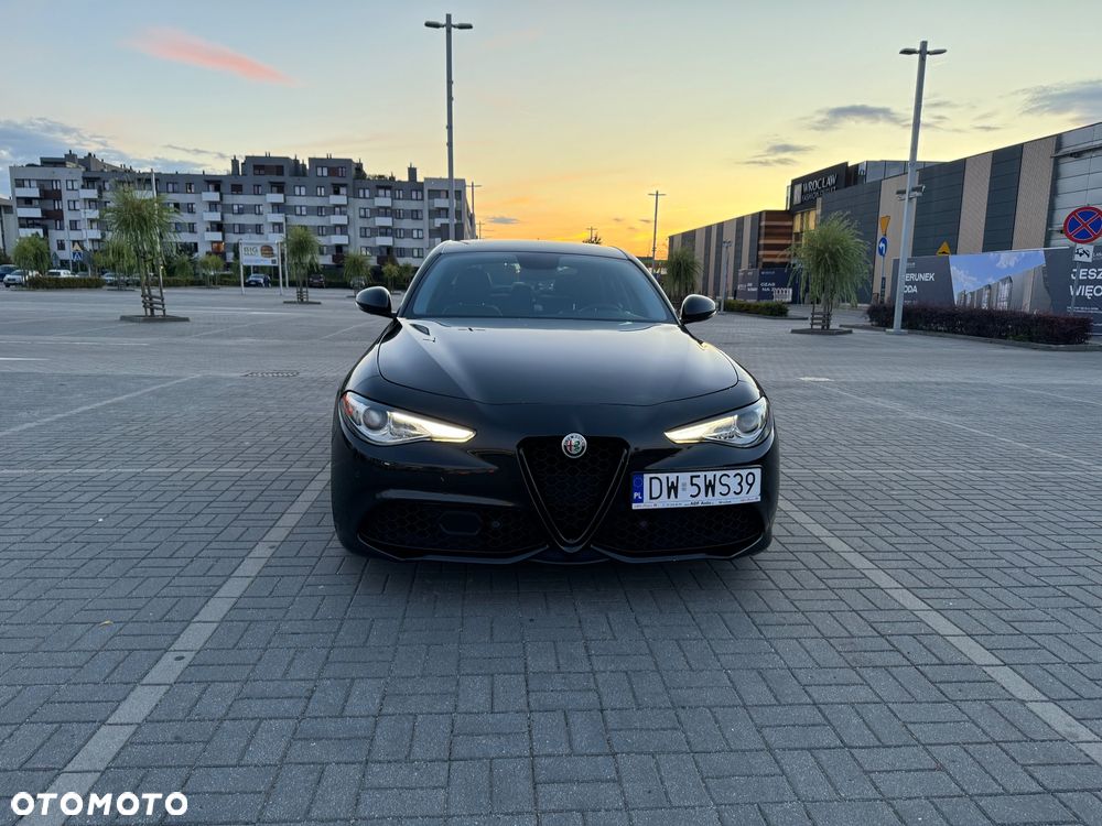 Alfa Romeo Giulia 2.0 Turbo 16V AT8 Veloce Ti - 5