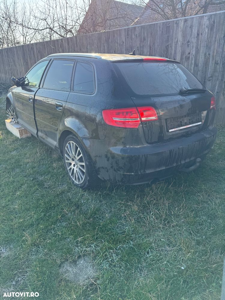 Audi A3 2.0 TDI Sportback DPF S tronic S line Sportpaket - 1