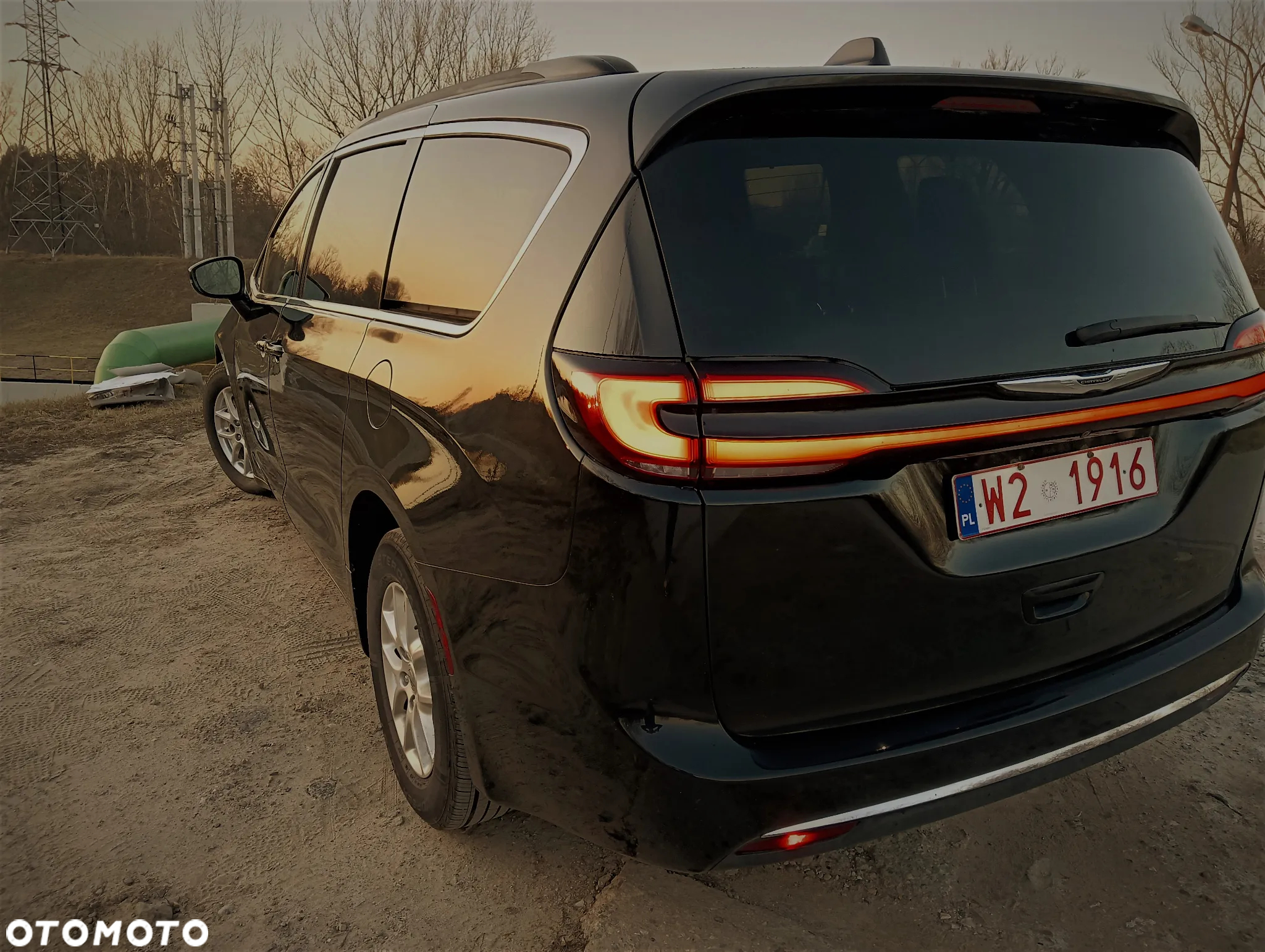 Chrysler Pacifica - 25