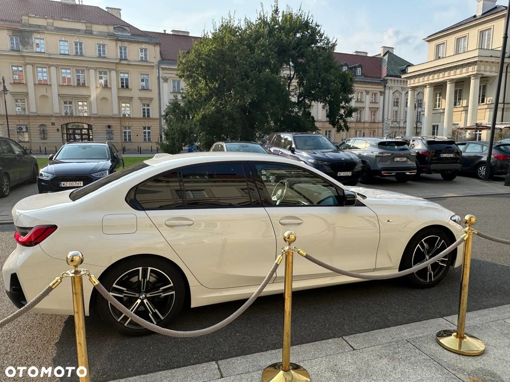 BMW Seria 3 318i M Sport - 5