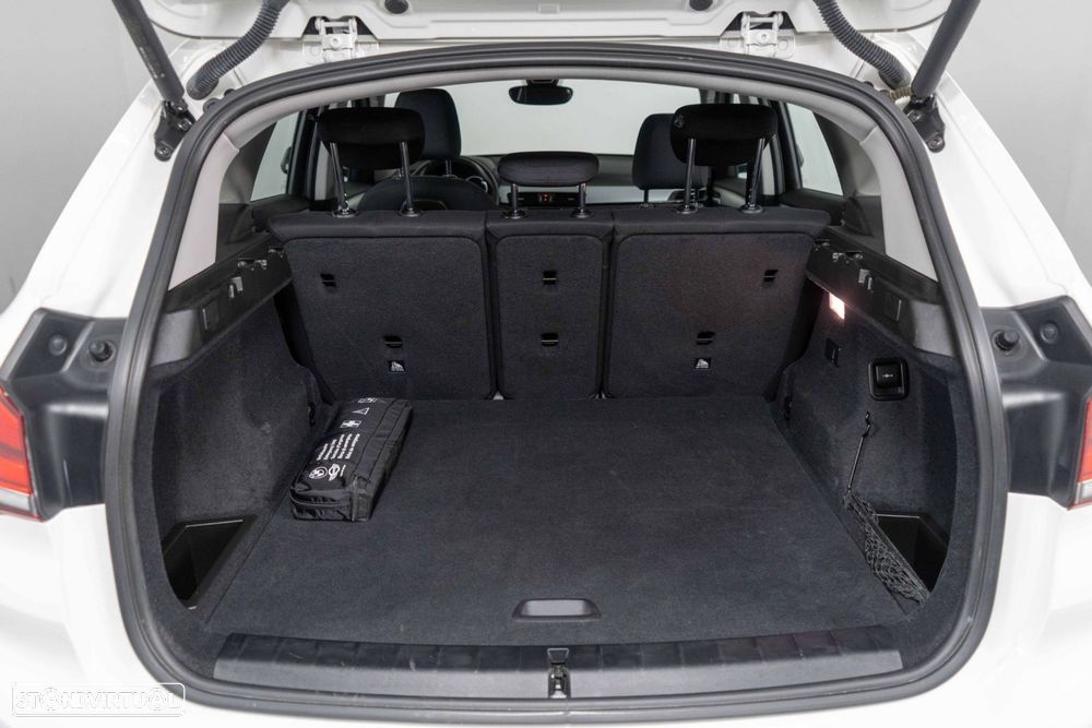 BMW X1 25 e xDrive Corporate Edition - 15