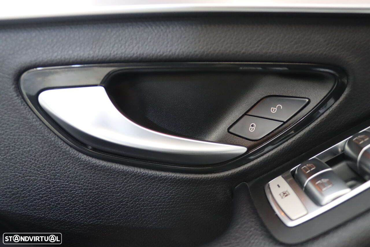 Mercedes-Benz C 300 - 17
