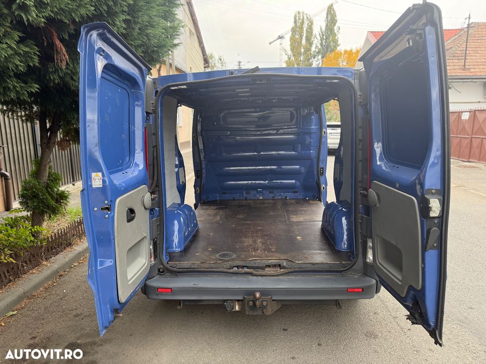 Opel Vivaro - 13