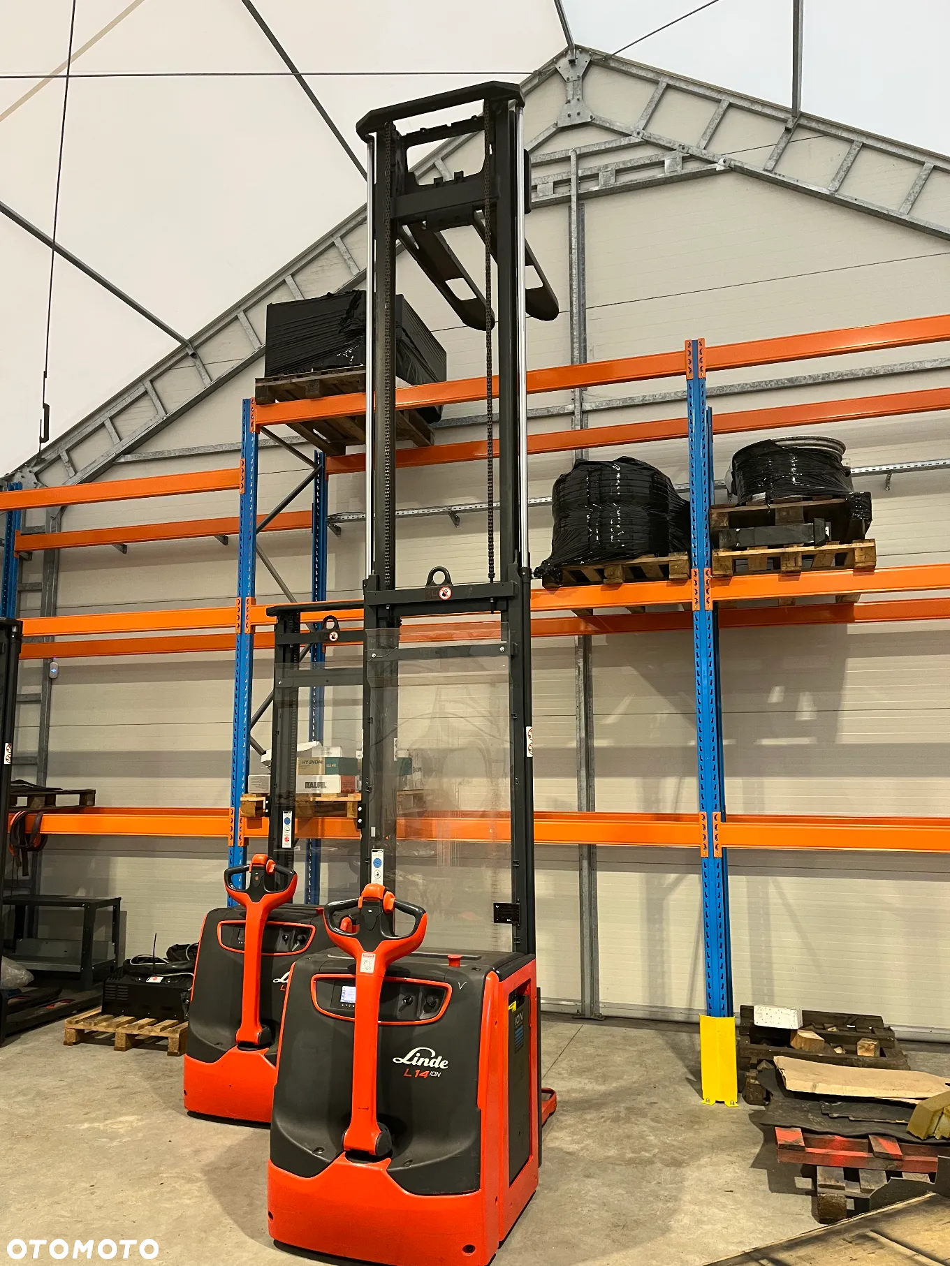 Linde L14-1173-01 Wózek podnośnikowy, elektryczny paleciak z masztem wysokiego składowania - 11