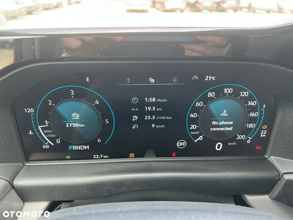 Volkswagen Caravelle - 23