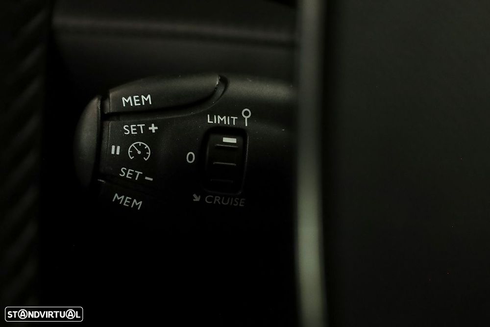 Peugeot e-208 50 kWh Active - 19