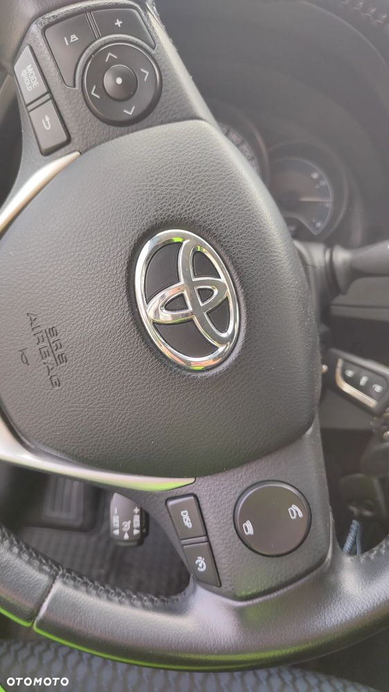 Toyota Auris 1.4 D-4D Active - 17