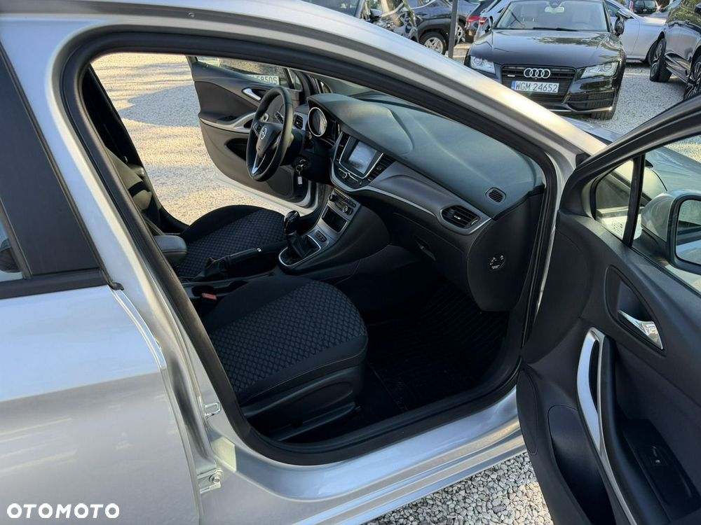 Opel Astra 1.4 T Enjoy S&S - 13