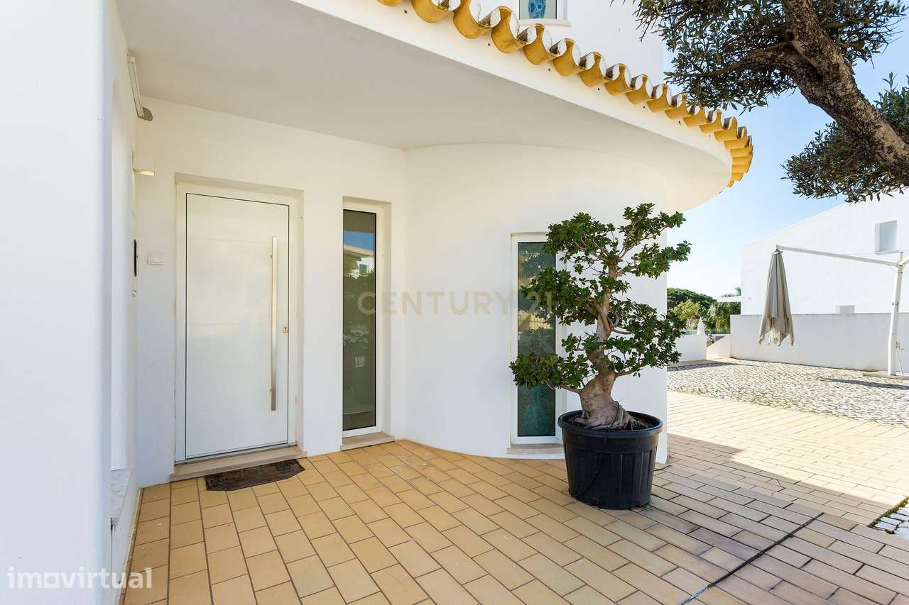 Moradia T3 em Vilamoura com Piscina Privativa e Vista Mar - Grande imagem: 3/44