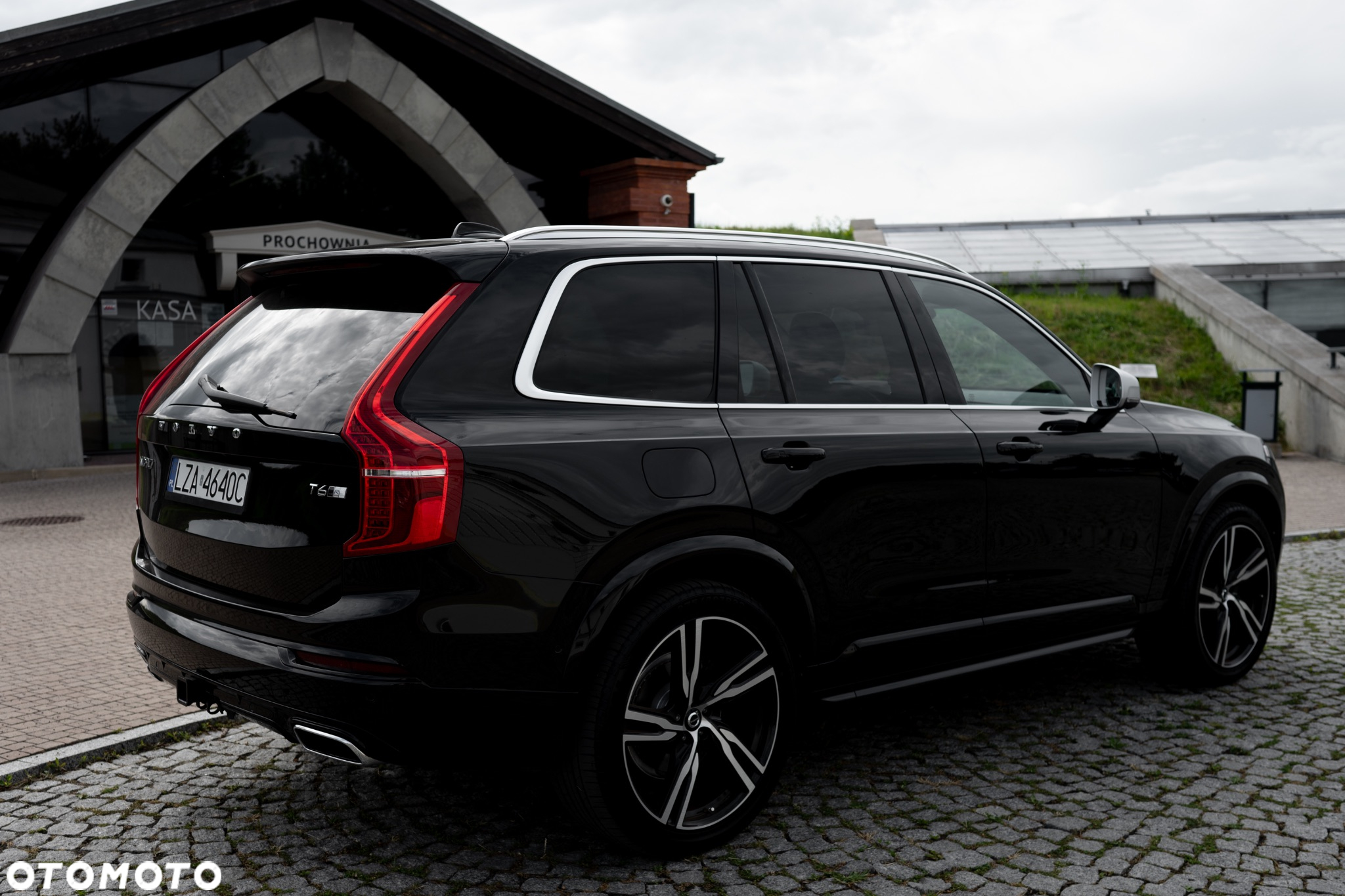 Volvo XC 90 T6 AWD R-Design 7os - 12