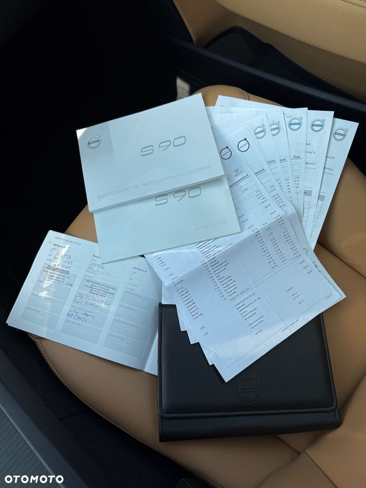 Volvo S90 D4 Geartronic Momentum Pro - 39