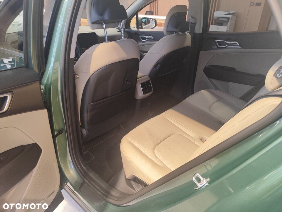 Kia Sportage - 16