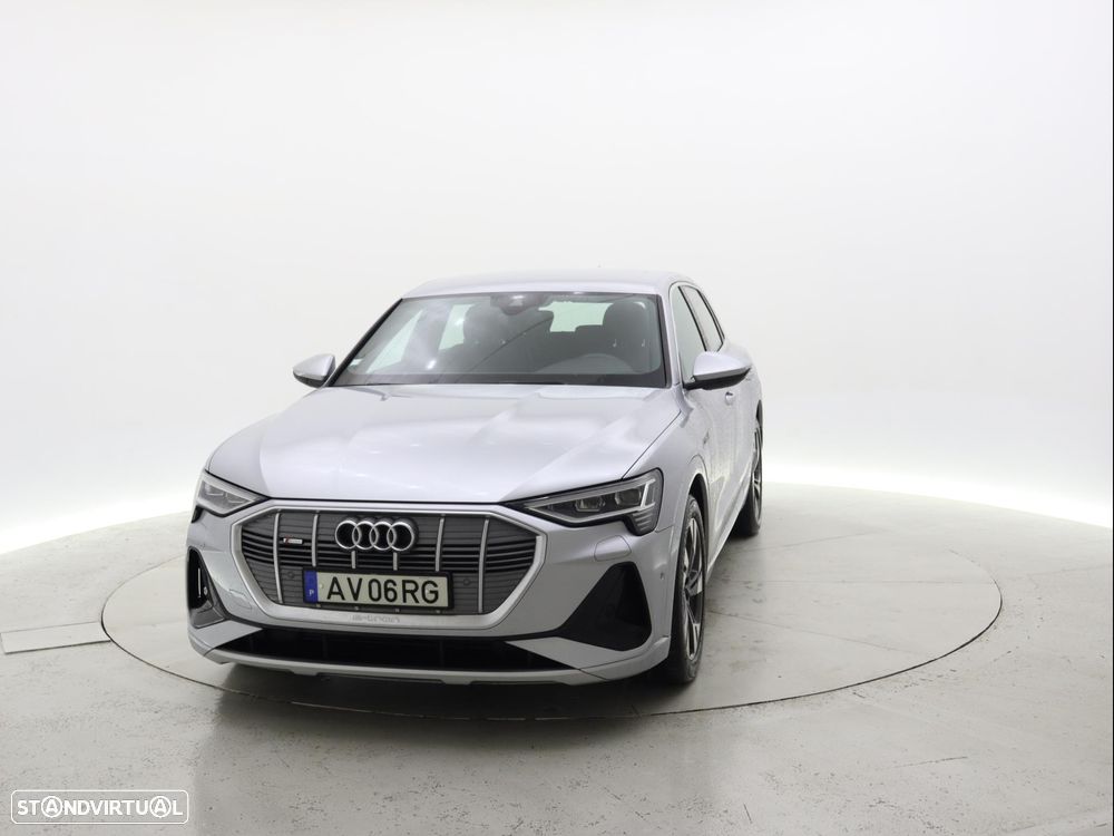 Audi e-tron 55 quattro S line - 12