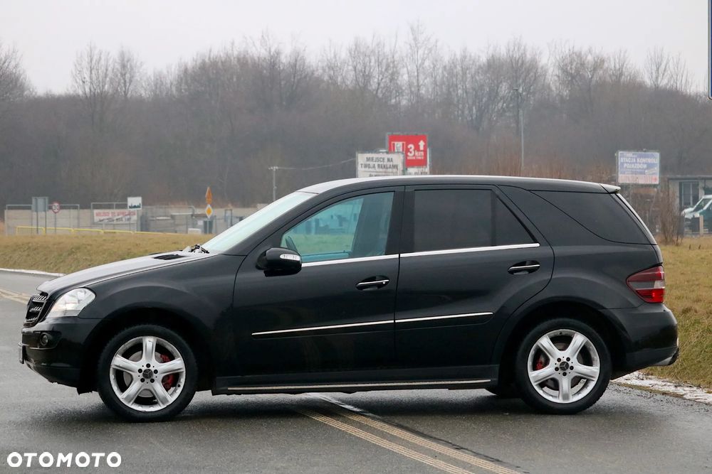 Mercedes-Benz ML - 4