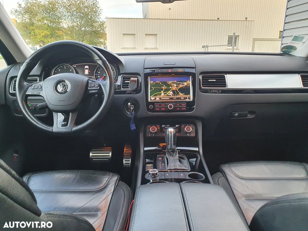 Volkswagen Touareg - 12