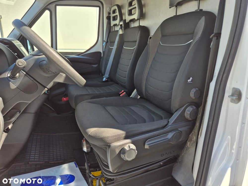 Iveco 35S16V (32727) - 12